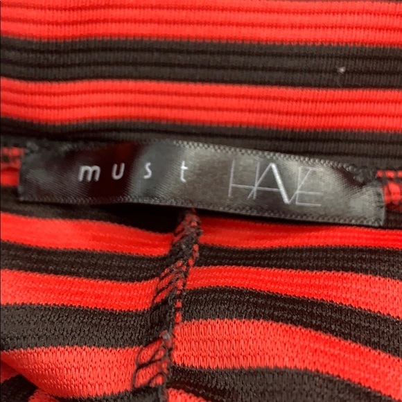 2 pieces: Red & Black Stripe Circle Skirt Small & pleather red stud clutch purse - Picture 6 of 11